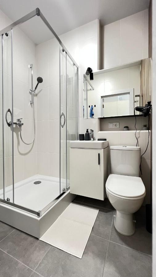 Apartamento Cube House Kiev Exterior foto