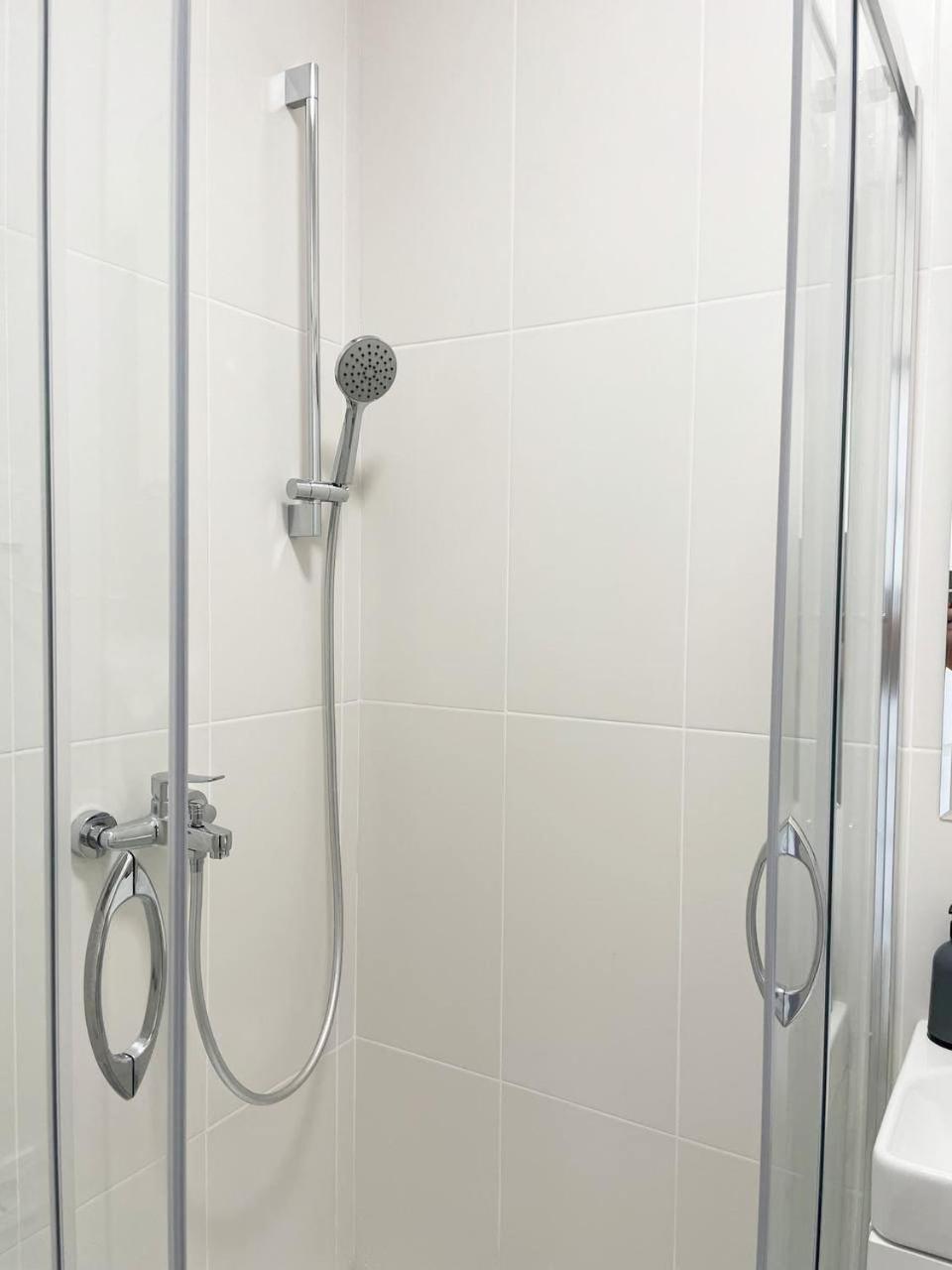 Apartamento Cube House Kiev Exterior foto
